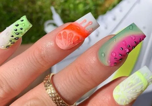10 Cute and Simple Summer Nail Art Ideas